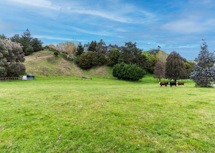  at 879 Tukairangi Road, Acacia Bay, Taupo