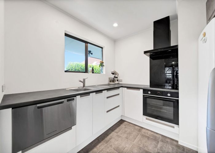 at 2/464 Great South Road, Papatoetoe, Manukau City, Auckland