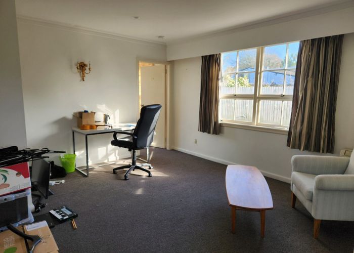  at 8 Moorpark Place, Ilam, Christchurch City, Canterbury