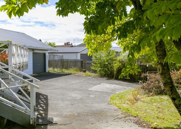  at 10 Shera Street, Acacia Bay, Taupo