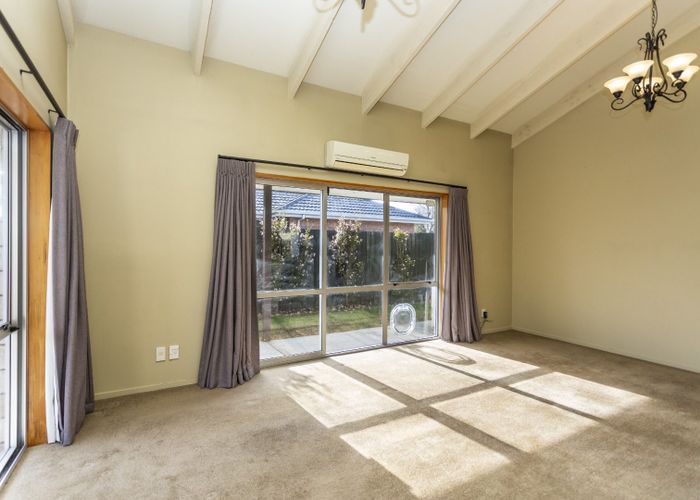  at 80 Middlepark Road, Sockburn, Christchurch City, Canterbury