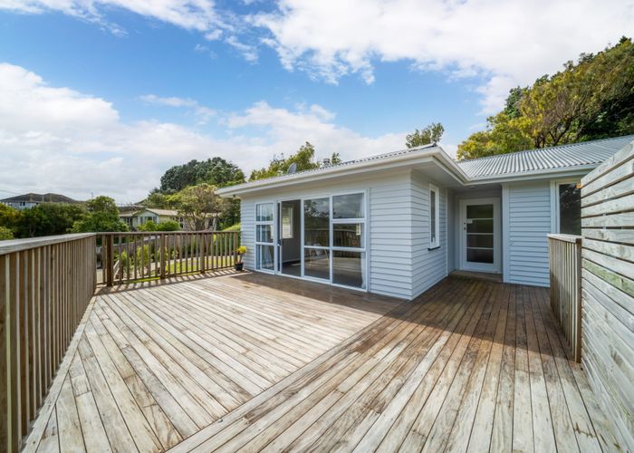  at 21 Dorset Grove, Cannons Creek, Porirua, Wellington