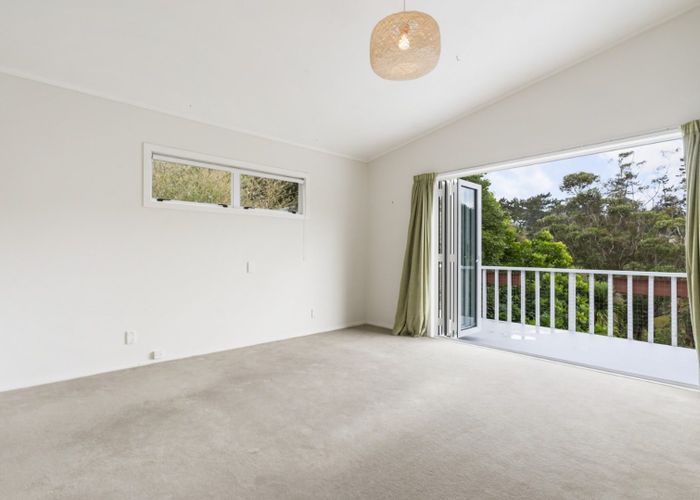 at 126 Candia Road, Henderson Valley, Auckland