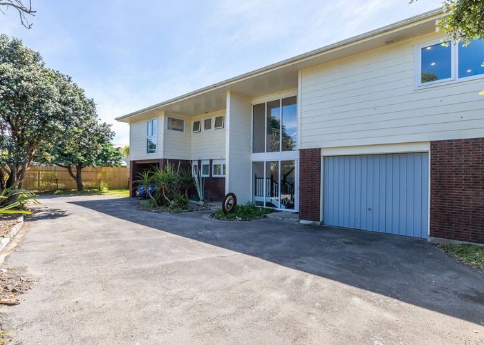  at 7 Nuhaka Place, Paraparaumu Beach, Kapiti Coast, Wellington