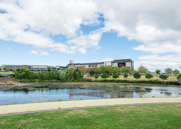  at 205/1 Rose Garden Lane, Albany, North Shore City, Auckland