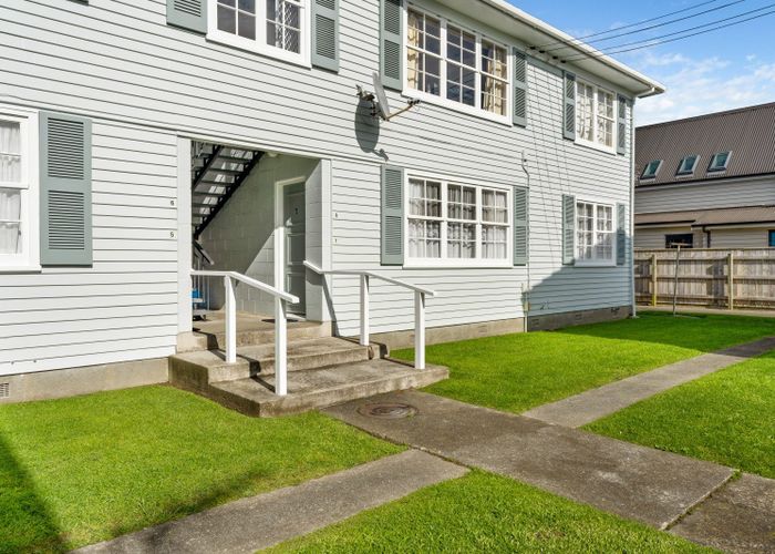  at 1/95 Whites Line East, Waiwhetu, Lower Hutt
