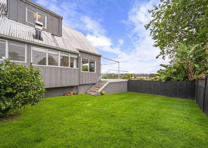  at 50A Renata Crescent, Te Atatu Peninsula, Waitakere City, Auckland