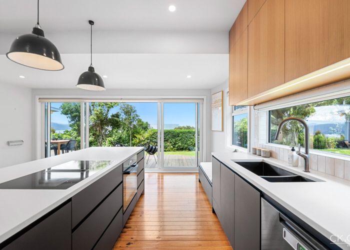  at 34 Miromiro Road, Normandale, Lower Hutt, Wellington