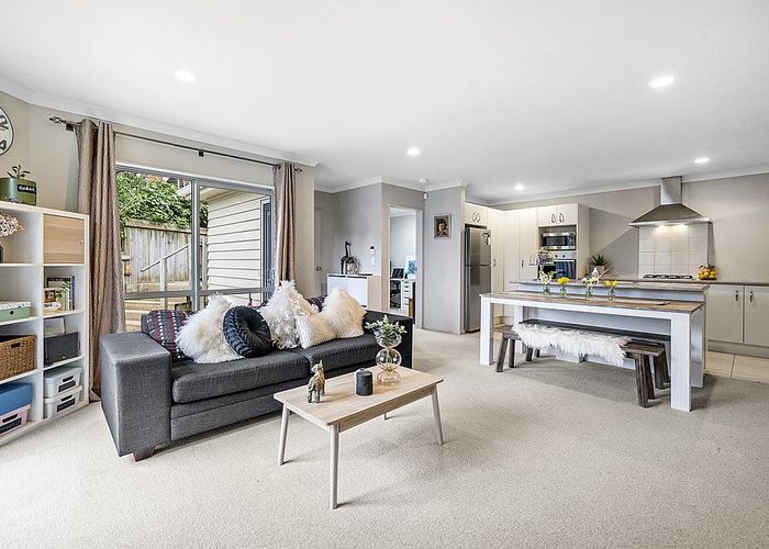  at 12A Sutherland Crescent, Melrose, Wellington