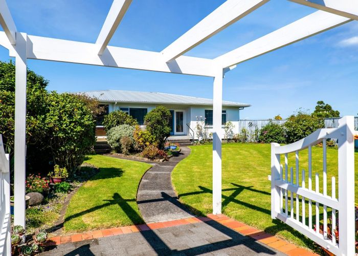  at 1 Catherine Crescent, Moturoa, New Plymouth