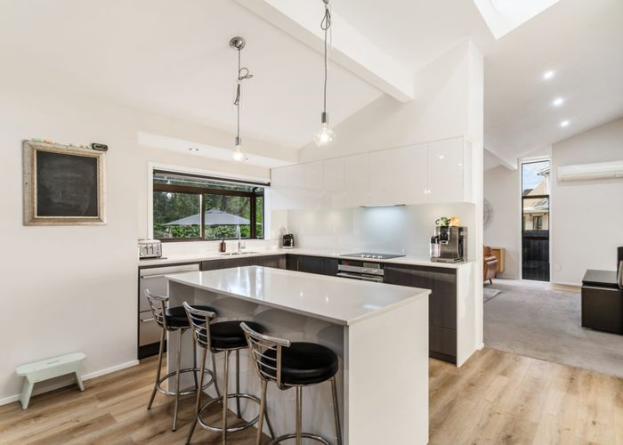  at 18 Orinda Close, Botany Downs, Auckland