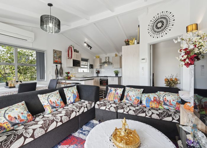  at 1/110 Hillside Road, Papatoetoe, Manukau City, Auckland