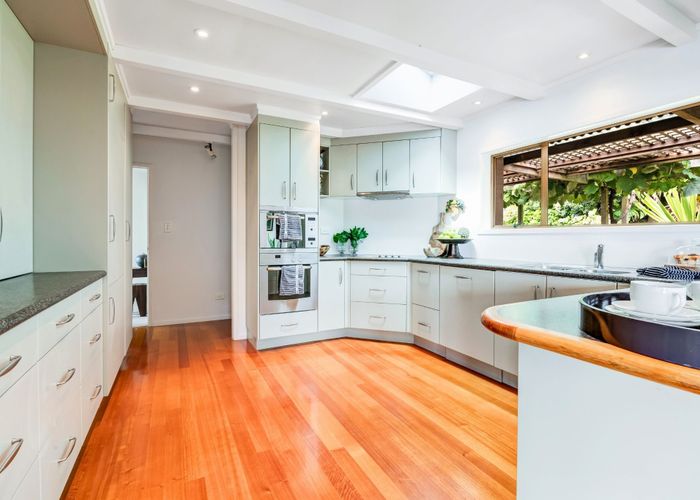  at 10 Chelverton Terrace, Red Beach, Rodney, Auckland