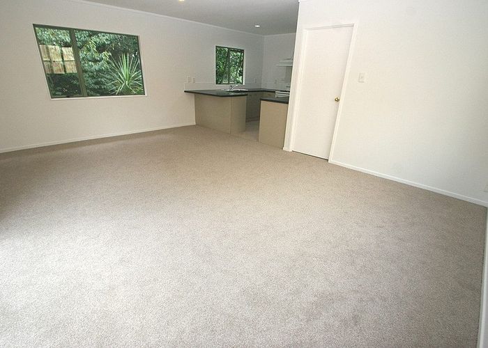  at 6B Mulberry Place, Glenfield, North Shore City, Auckland