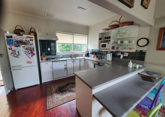  at 27 Landscape Road, Papatoetoe, Auckland