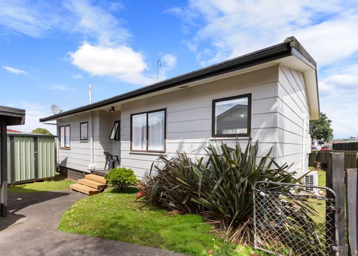  at 2/114 Finlayson Avenue, Manurewa, Manukau City, Auckland