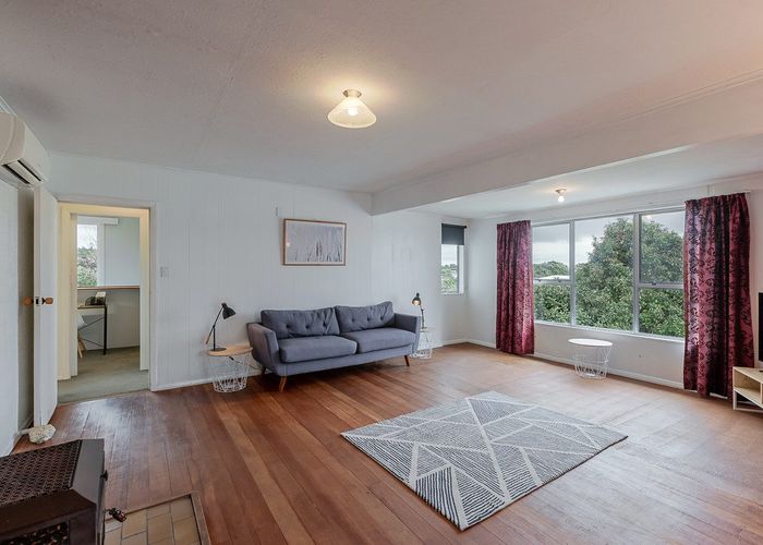  at 12 Kiwi Road, Raumati Beach, Kapiti Coast, Wellington