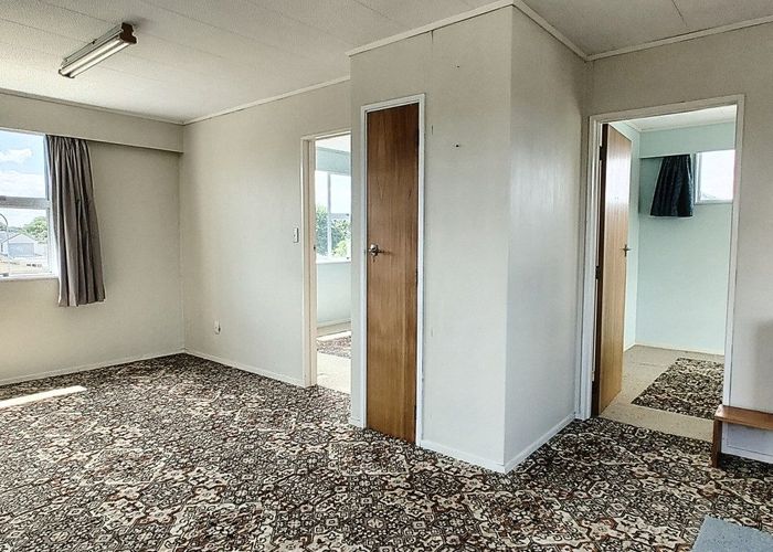  at 10 Stirling Crescent, Hokowhitu, Palmerston North