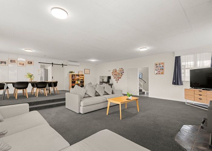  at 12 Tabak Crescent, Takaro, Palmerston North