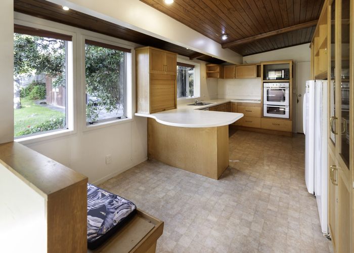  at 14 Charles Dickens Drive, Mellons Bay, Manukau City, Auckland