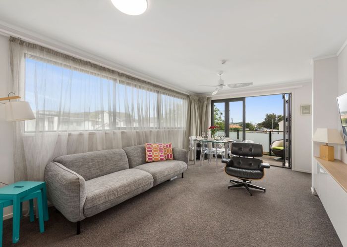  at 1/33 Miro Street, Mount Maunganui