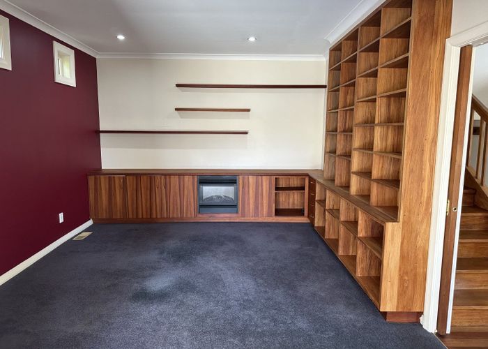  at 42 Raroa Road, Kelburn, Wellington, Wellington