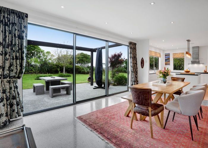  at 274 Lower Weld Road, Oakura, New Plymouth, Taranaki