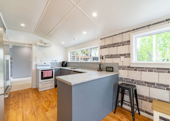  at 10 Tarbetness Street, Oamaru