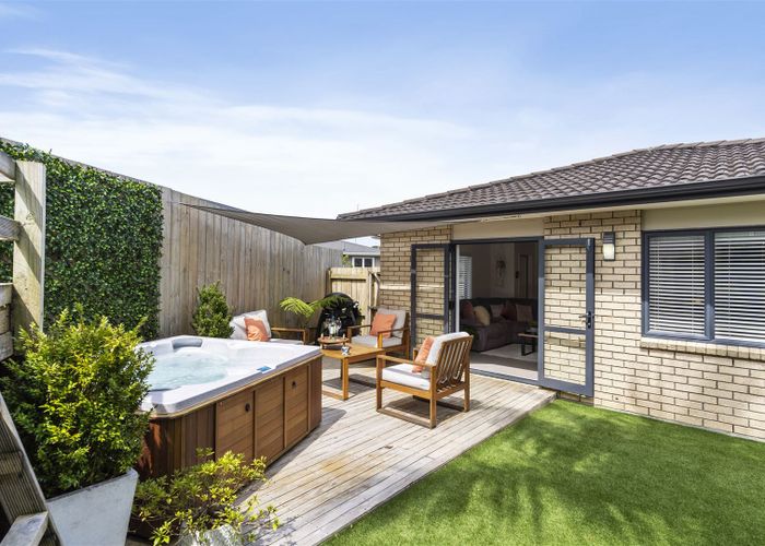  at 10A De Thiery Place, Pakuranga Heights, Auckland