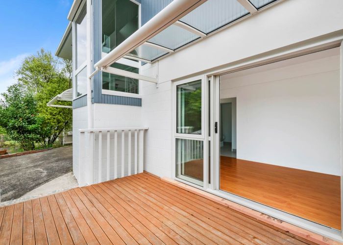  at 20A Woodcote Dr, Glenfield, North Shore City, Auckland