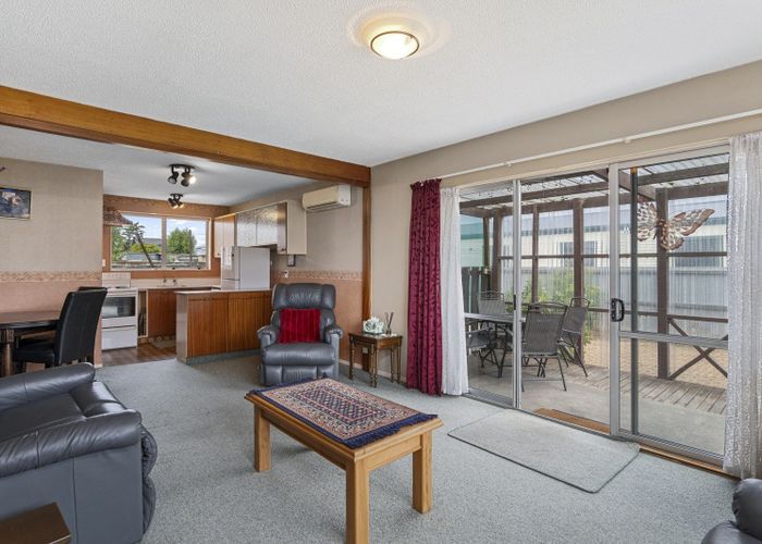  at 4/15 Division Street, Riccarton, Christchurch City, Canterbury