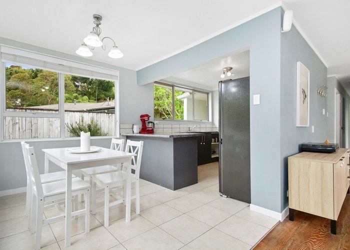  at 22 Castle Crescent, Stokes Valley, Lower Hutt, Wellington