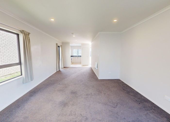  at 5 Apa Street, Weymouth, Auckland
