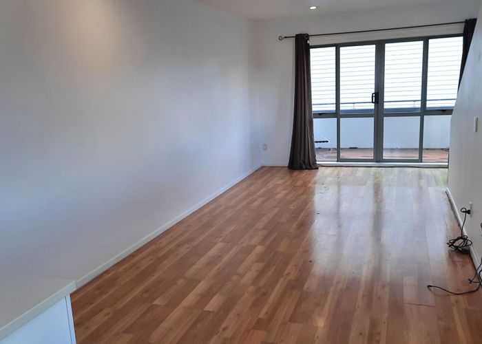  at 8/10 Ruru Street, Eden Terrace, Auckland