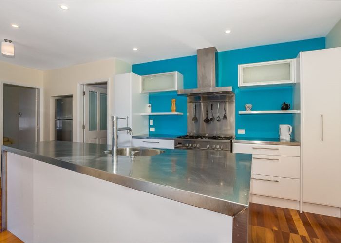  at 8 Muri Road, Pukerua Bay, Porirua
