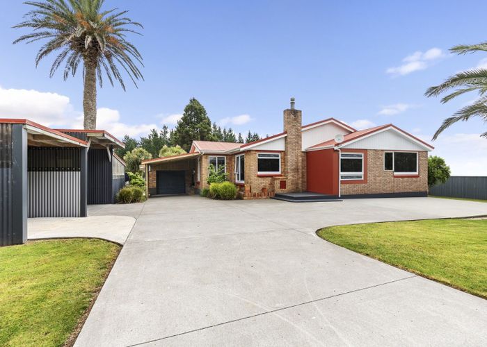  at 1606 South Road, Oakura, New Plymouth, Taranaki