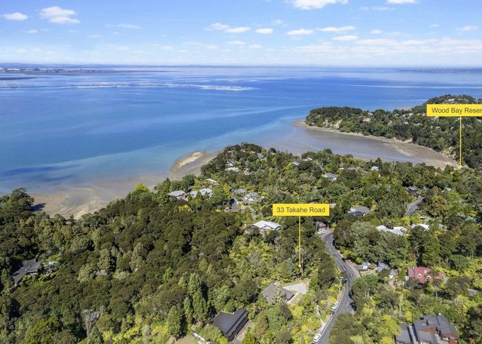  at 33 Takahe Road, Titirangi, Waitakere City, Auckland