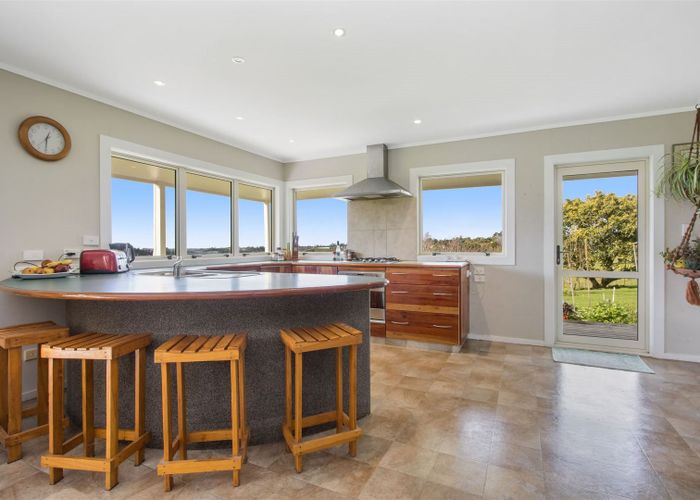  at 242 Woodland Road, Tahawai, Katikati