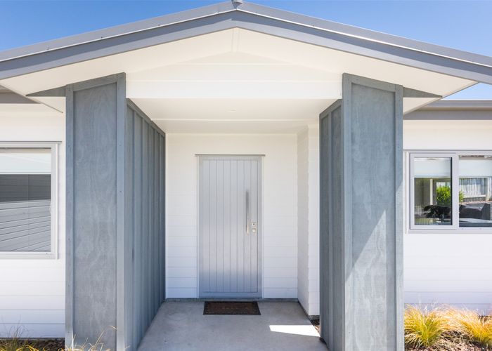  at 9 Poplar Grove, Feilding, Feilding