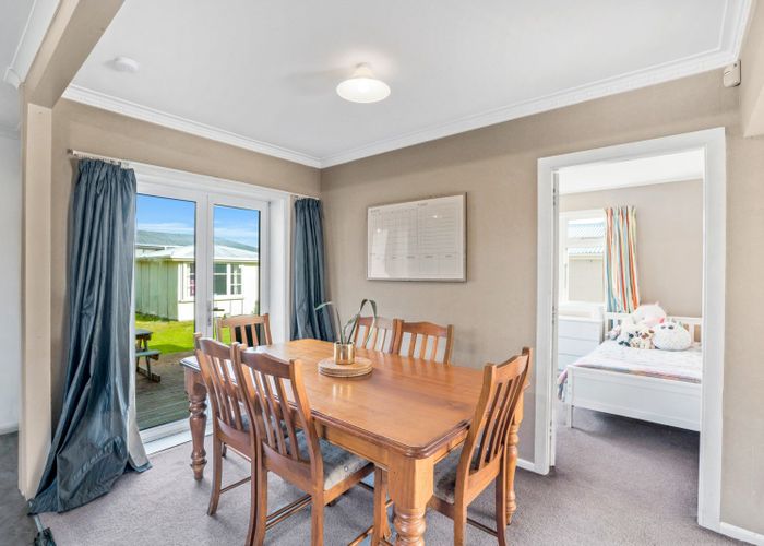  at 39 Claridges Road, Casebrook, Christchurch