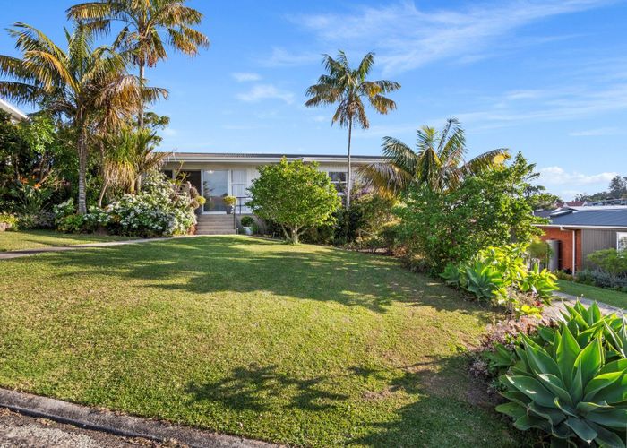  at 2 Jules Way, Otumoetai, Tauranga