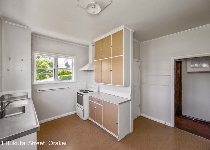  at 11 Rukutai Street, Orakei, Auckland City, Auckland