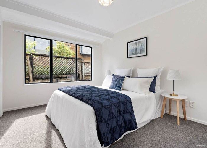  at 6/453 Richardson Road, Mount Roskill, Auckland