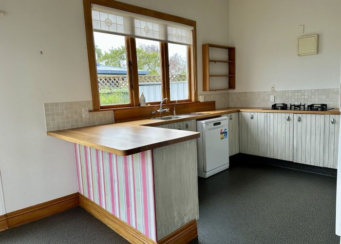  at 7 Albert Street, City Centre, Palmerston North, Manawatu / Whanganui