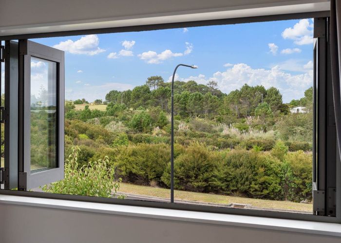  at 5 Angiangi Crescent, Beachlands, Manukau City, Auckland