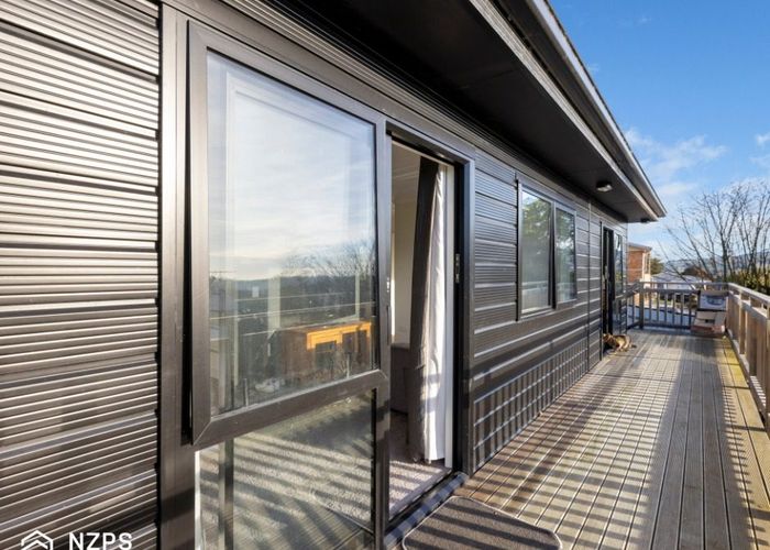  at 2 Muir Street, Green Island, Dunedin