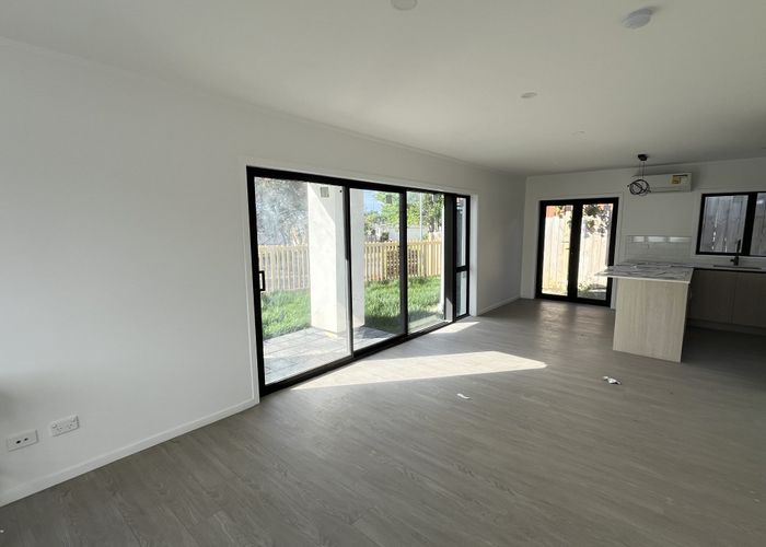  at 19 Yeoman Place, Howick, Manukau City, Auckland