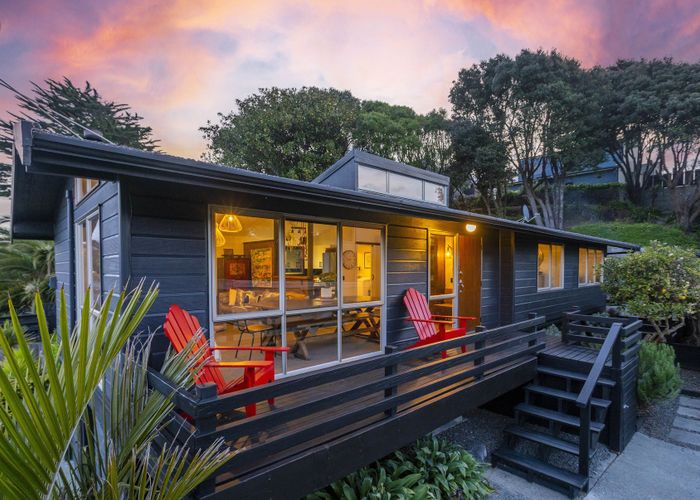  at 19 Renown Road, Raumati South, Paraparaumu