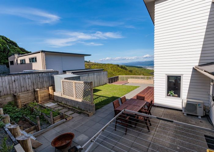 at 27 Tamworth Crescent, Newlands, Wellington, Wellington