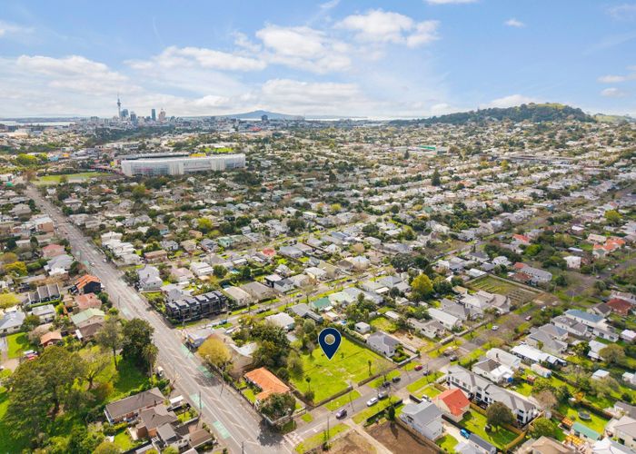  at 2-8 Parrish Road, Sandringham, Auckland City, Auckland